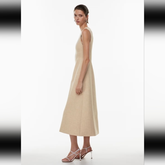 NWT Aritzia Babaton Dress - Picture 5 of 8